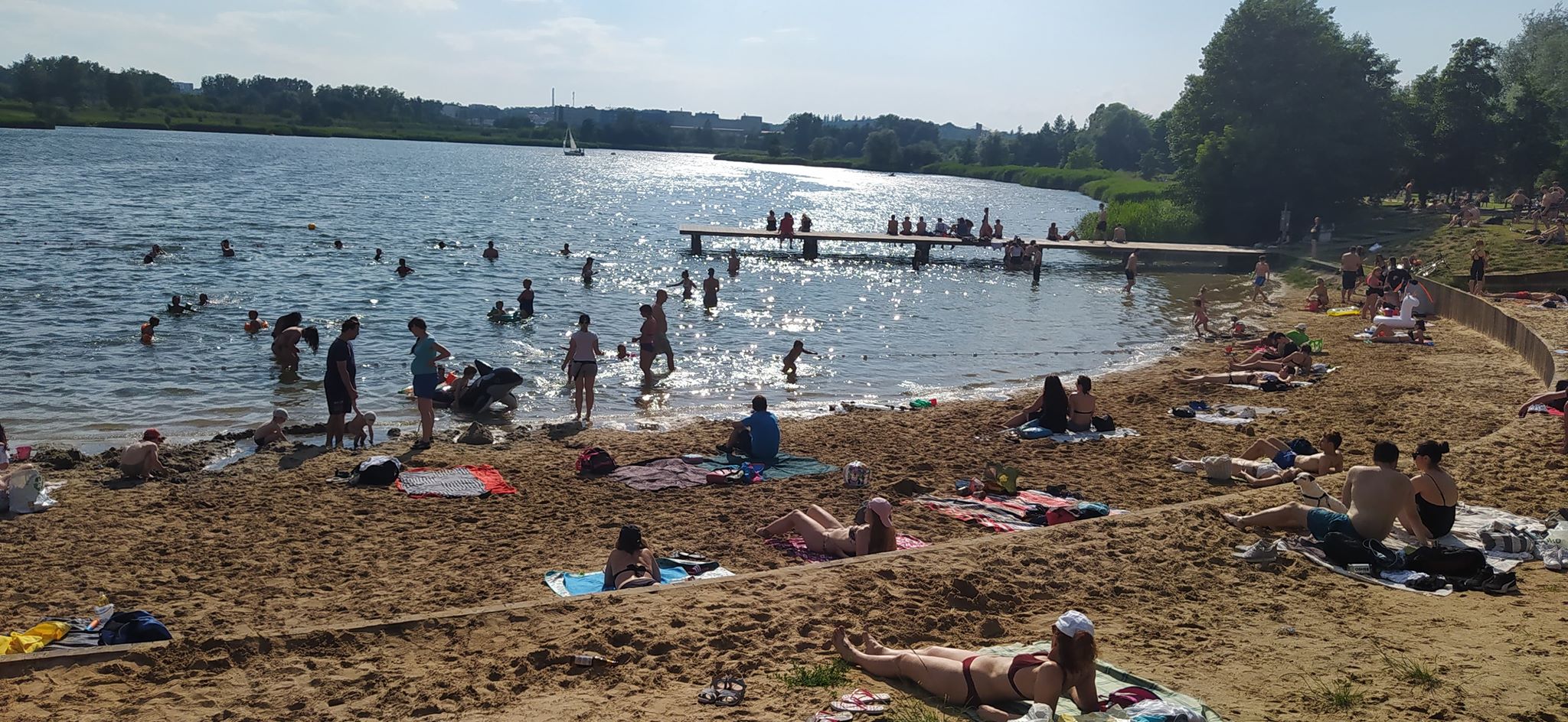 Tłumy na Plaży Bagry Tłumy na Plaży Bagry