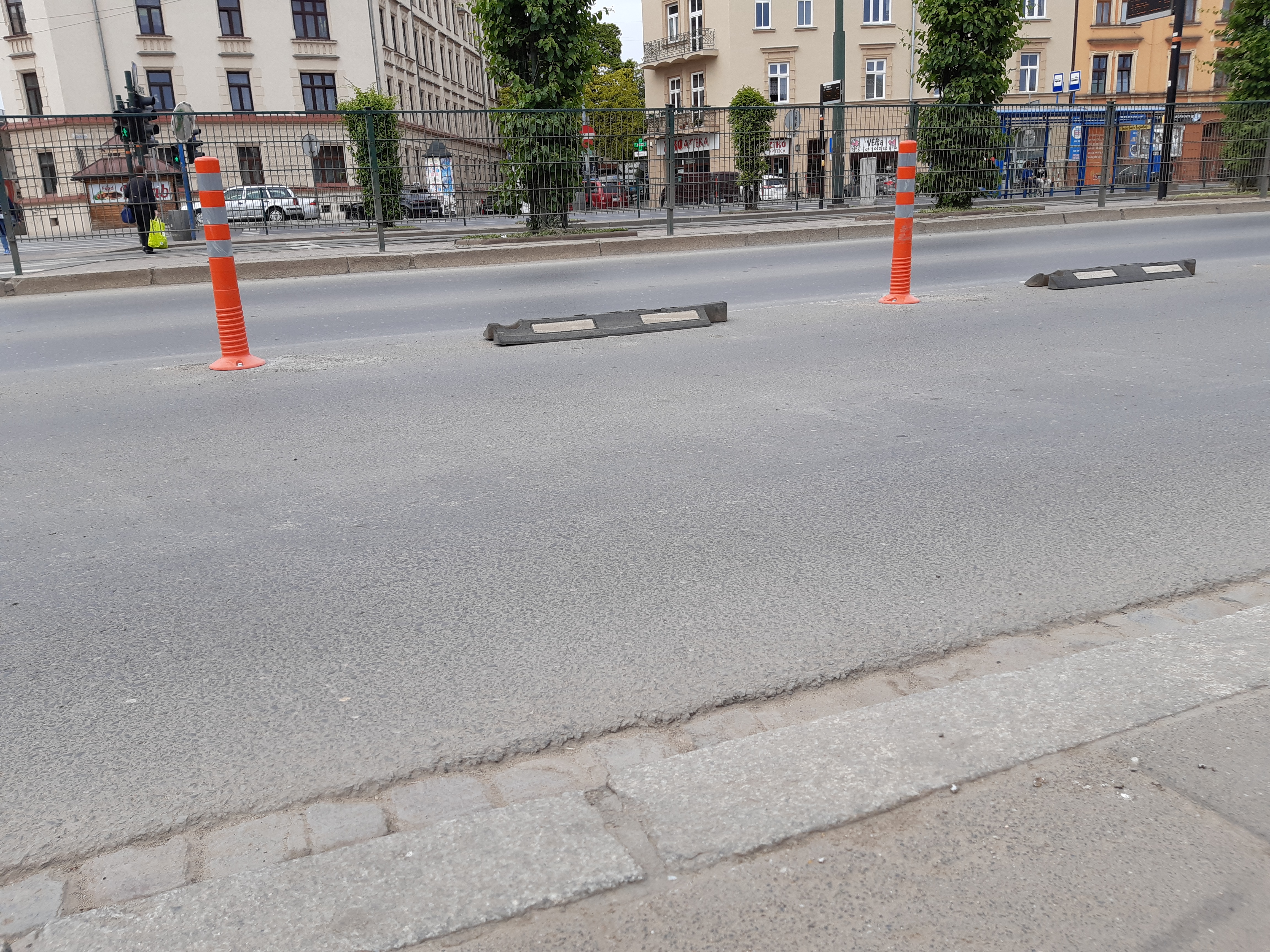 Tak ma być oddzielony ruch samochodów i rowerów