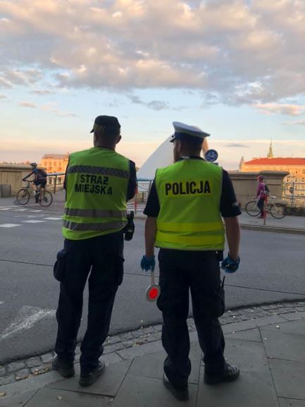 Hulajnogi pod lupą strażników miejskich i policjantów