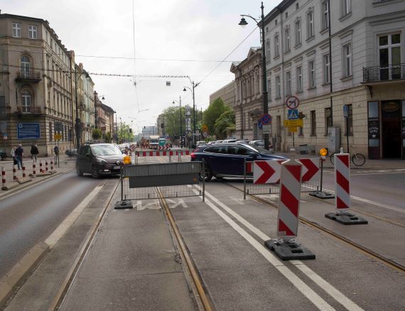 Jak idzie remont torowiska na skrzyżowaniu Lubicz- Rakowicka
