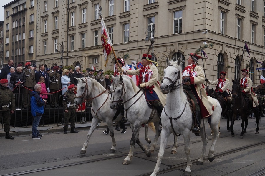 3 maja w Krakowie będzie tradycyjnie obchodzony – msza, pochód, defilada i śpiewanie