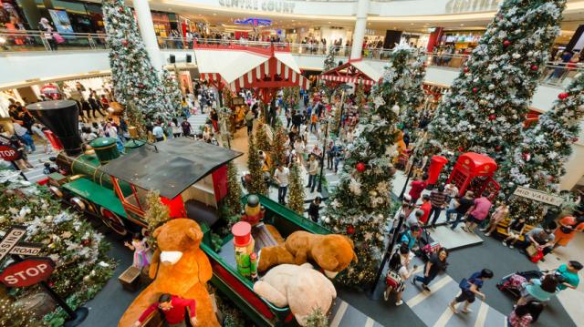 Mikołajkowe i świąteczna zakupy. Jak będą otwarte galerie handlowe w Krakowie?