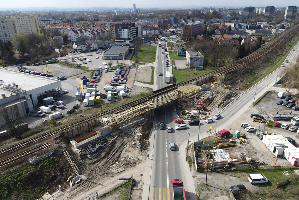 Przebudowa 29 Listopada – duże zmiany na skrzyżowaniu z Lublańską i pod wiaduktem kolejowym