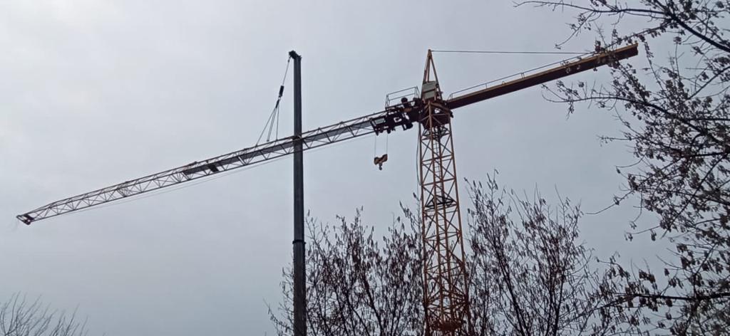 Żuraw budowlany zostanie rozebrany! Śmigłowce LPR wylądują przy szpitalu Narutowicza