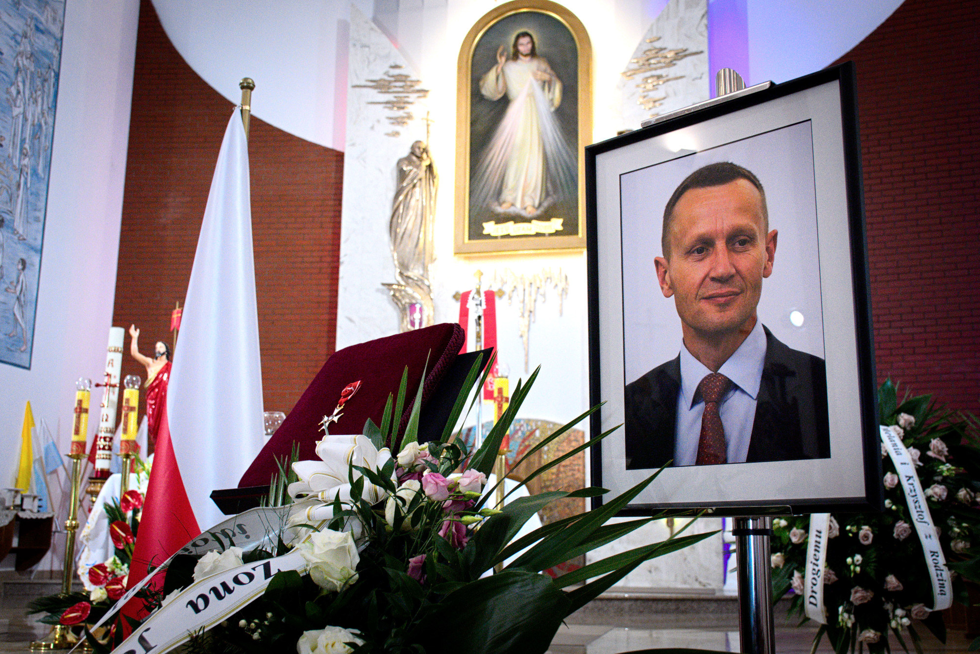 Uroczystości pogrzebowe wicewojewody małopolskiego z udziałem premiera [zdjęcia]