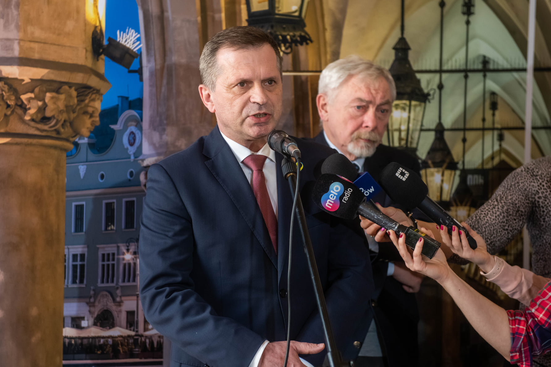 Rektor UE Stanisław Mazur zderzył się z polityczną rzeczywistością. Droga do prezydentury nigdy nie jest usłana różami