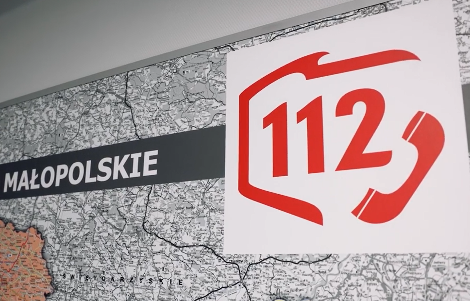 Operatorzy Centrum Powiadamiania Ratunkowego w Krakowie opowiadają o najtrudniejszych zgłoszeniach [video]