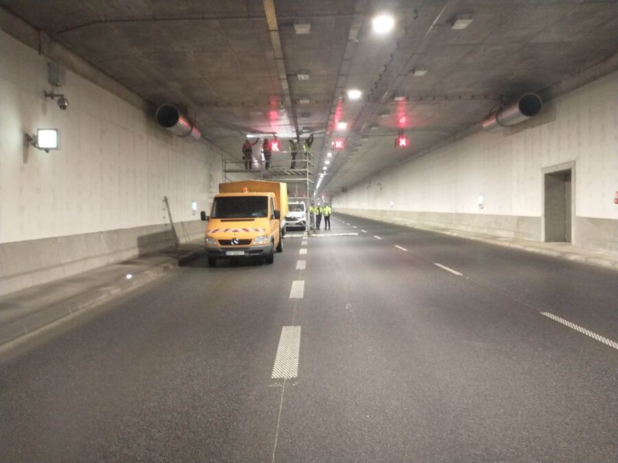 Pogoda utrudnia uszczelnianie przecieków w tunelach Trasy Łagiewnickiej