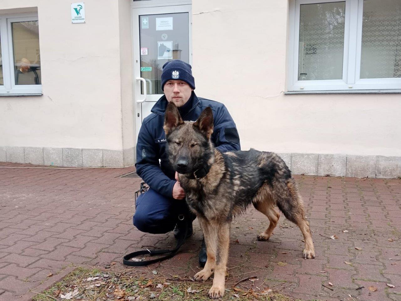 „Szejk” dołączył do krakowskich policjantów (ZDJĘCIA)