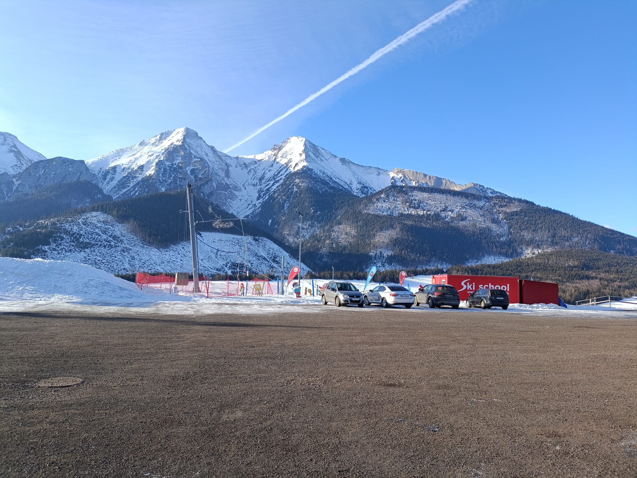 Strednica i Strachan Ski – ukryte perełki narciarskie tuż za polską granicą (ZDJĘCIA)
