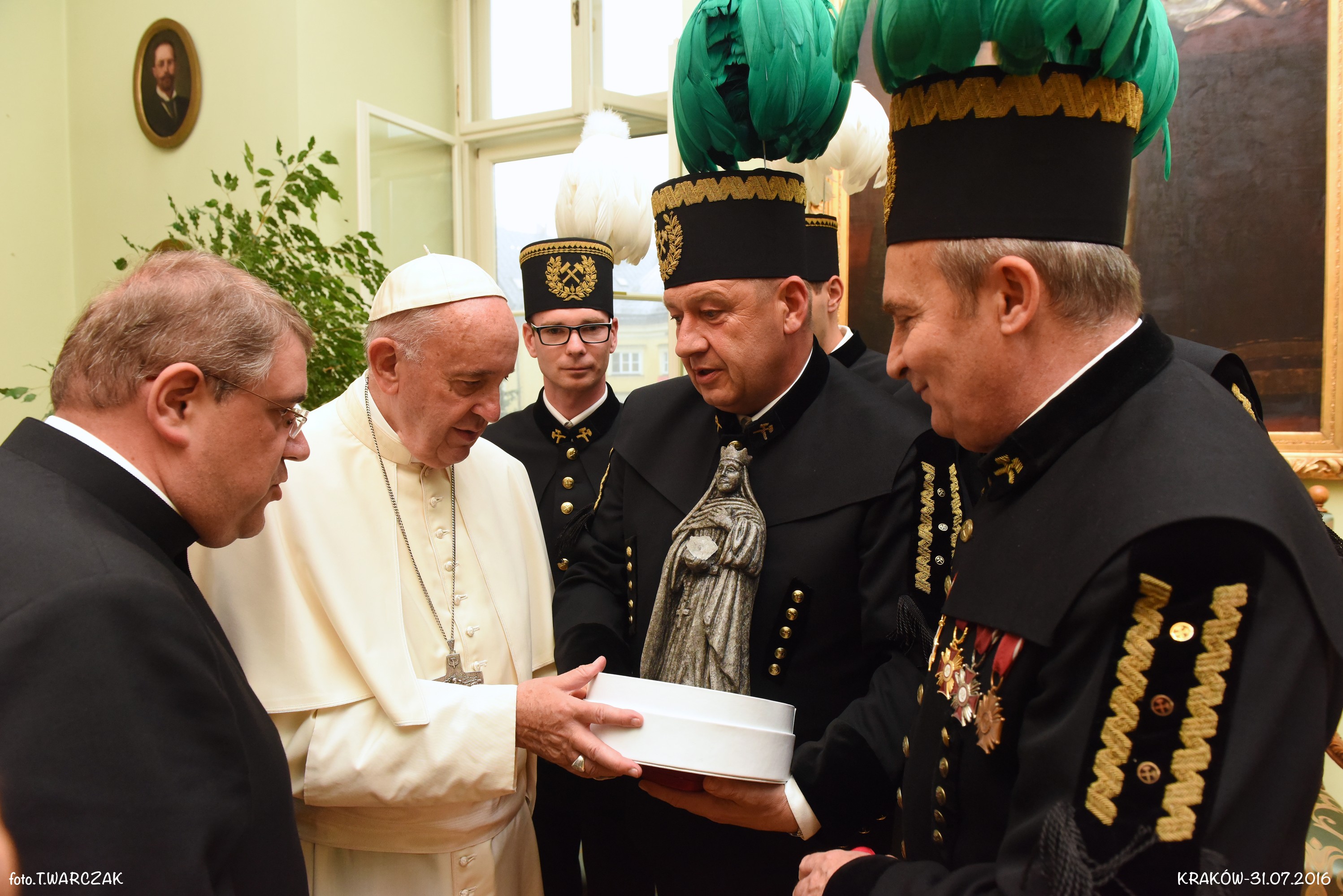 Papież Franciszek w pamięci górników (ZDJĘCIA)