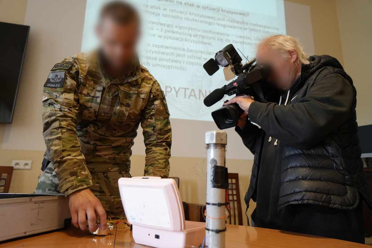 Kontrterroryści uczą pracowników Szpitala Narutowicza (ZDJĘCIA)