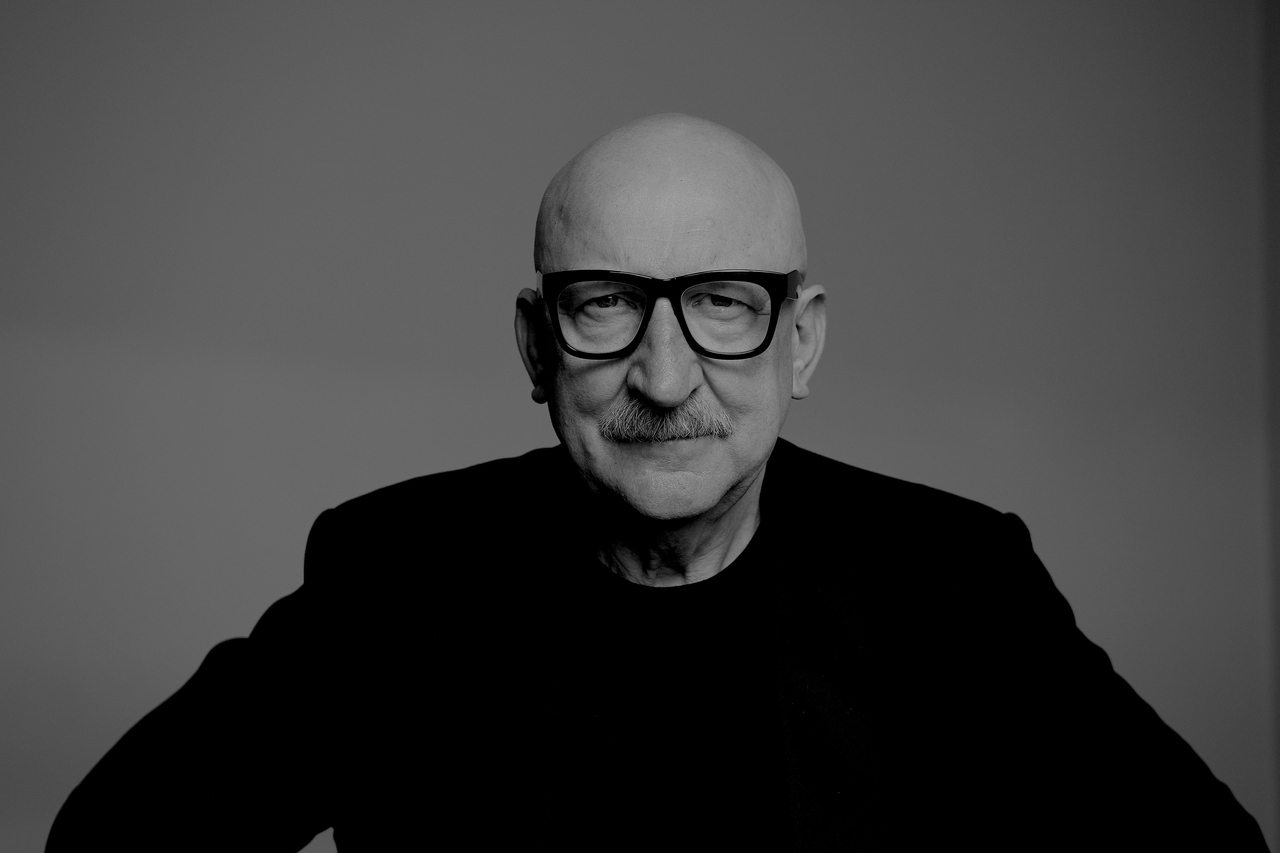 Kronika polska na Rynku Głównym. Jerzy Zoń: „Najważniejsze są emocje, nie patos” (ROZMOWA)