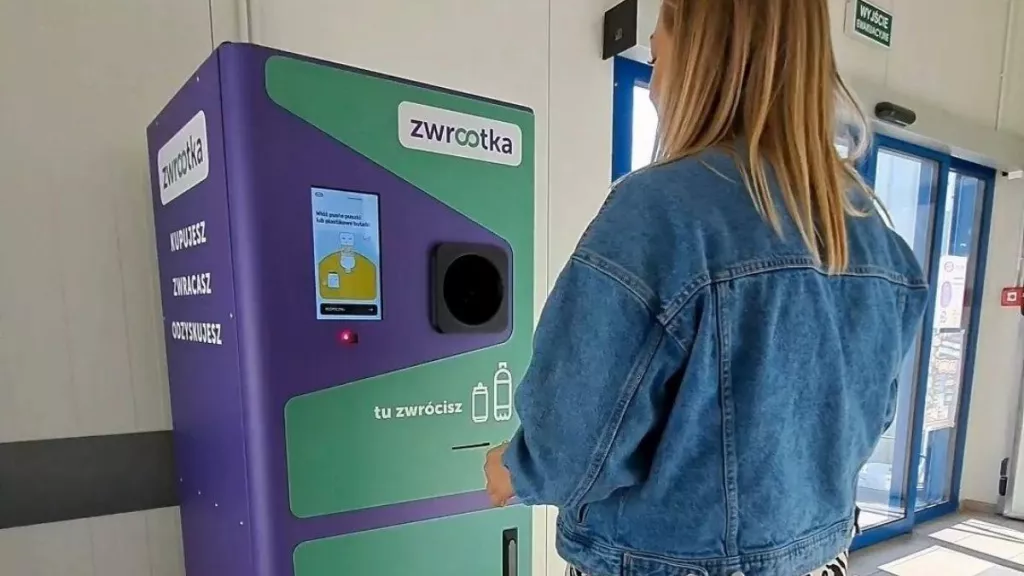 System kaucyjny w Krakowie. Co zmieni się od października i ile straci MPO