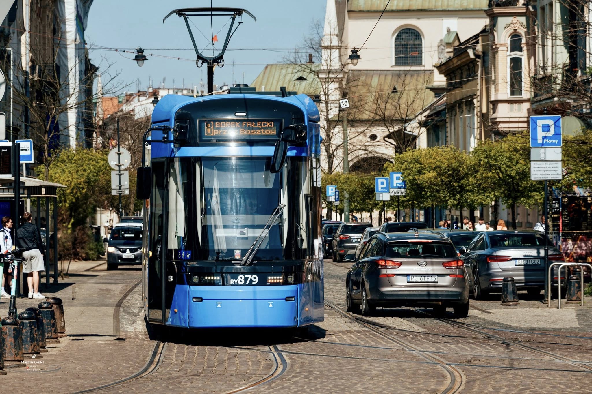Pasażer nie musi mieć biletu przed wejściem do pojazdu. ZTP zmienia stanowisko?