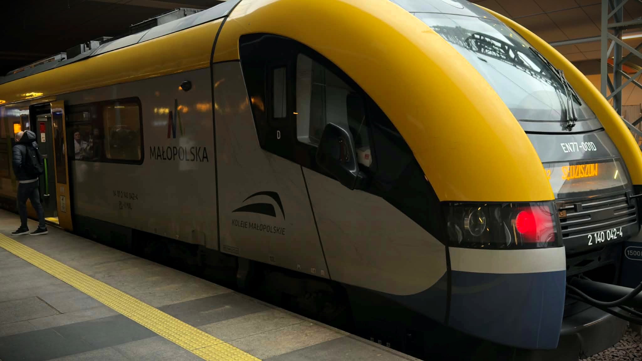 Pomiędzy związkami i Kolejami Małopolskimi coraz goręcej. Mowa o kłamstwach i manipulacjach