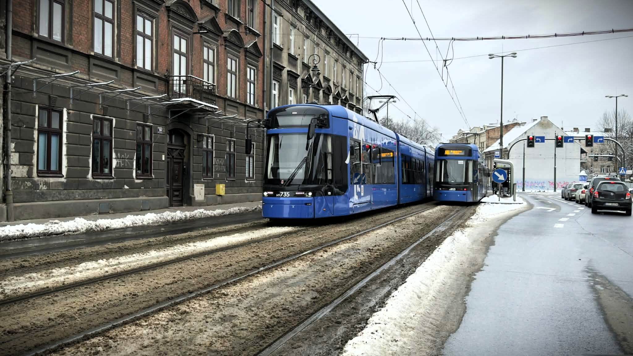 Czy w krakowskich tramwajach i autobusach jest za zimno? Miasto podaje normy i wyniki kontroli