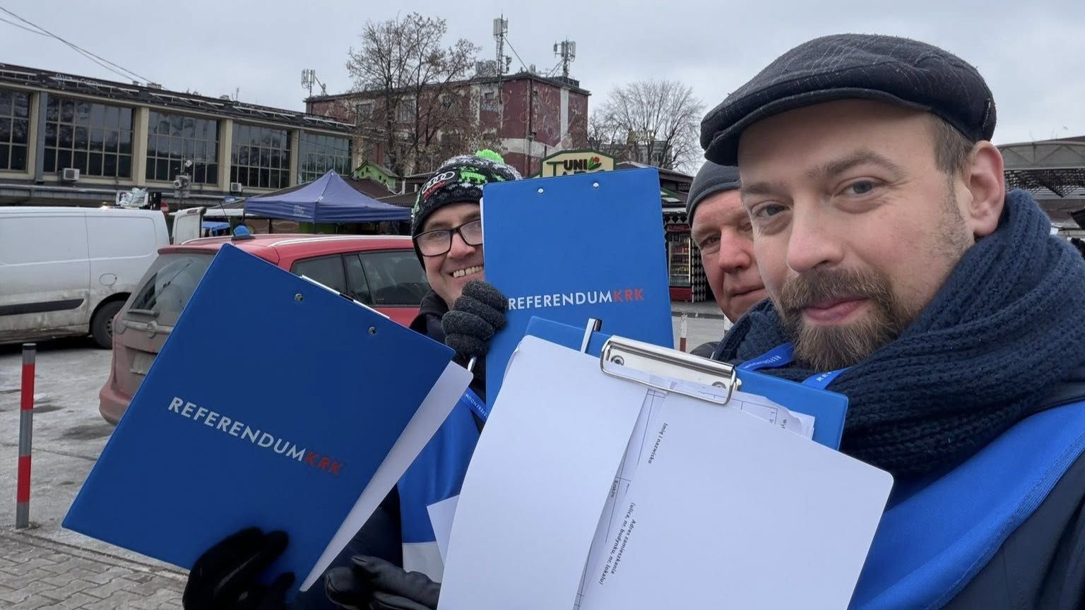 Miesięcznica inicjatywy referendalnej.