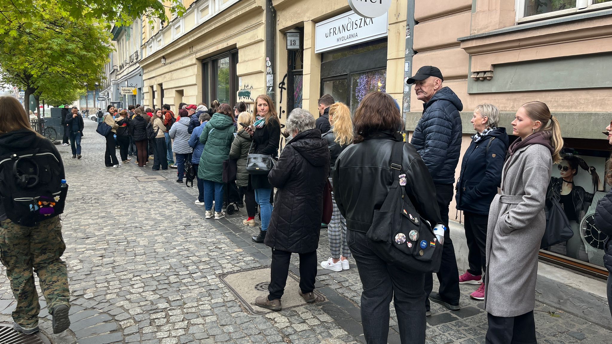 500 kremówek rozeszło się w godzinę. Kraków wie, co dobre [ZDJĘCIA]