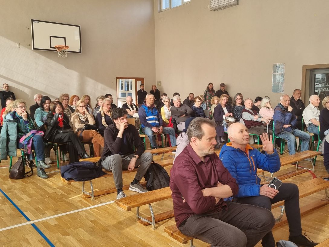 „Konsultacje były fikcją”. Ostre starcie o Park & Ride w Bronowicach