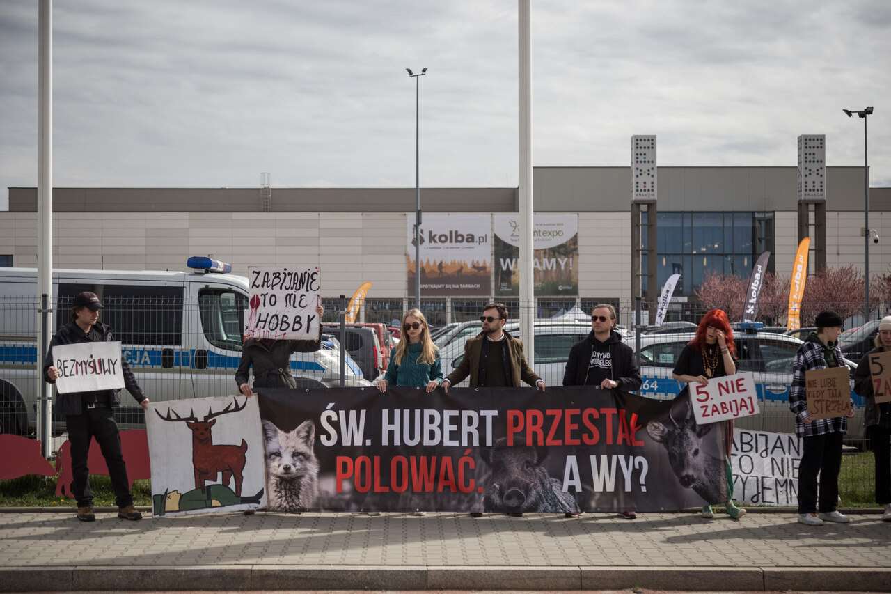 Targi HUNT EXPO i FAST – aktywiści znowu zaprotestują przeciwko zabijaniu zwierząt