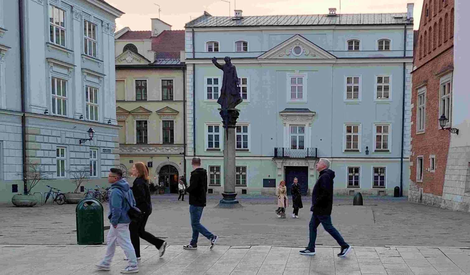 Czy pomnik Księdza Piotra Skargi zniknie z Placu św. Marii Magdaleny?