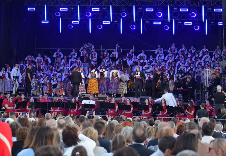 Kapitalny koncert Małej Armii Janosika. Czytelnicy KRKNews zachwyceni [ZDJĘCIA]