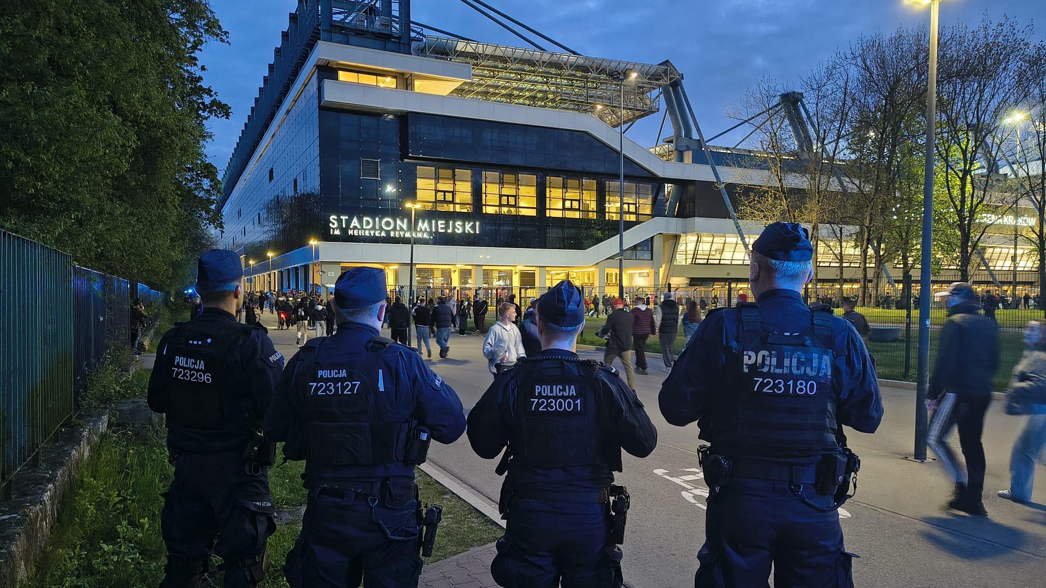 Policja czuwała nad bezpieczeństwem kibiców z Anglii. Międzynarodowa operacja podczas meczu w Krakowie