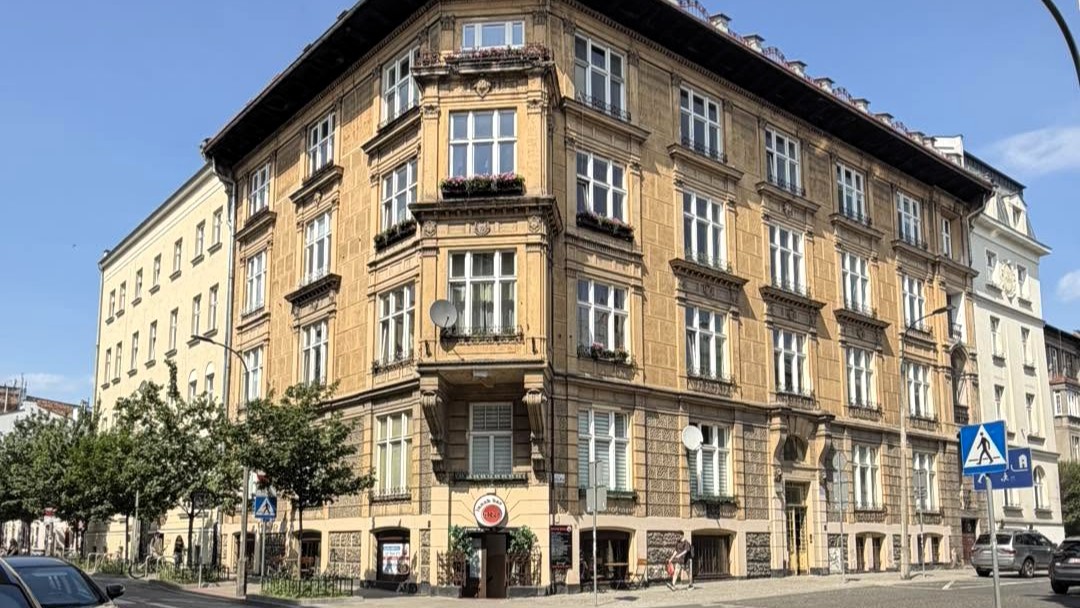 Jasny Dom pod opieką ZBK. Na elewacji wciąż widać ślady II wojny światowej
