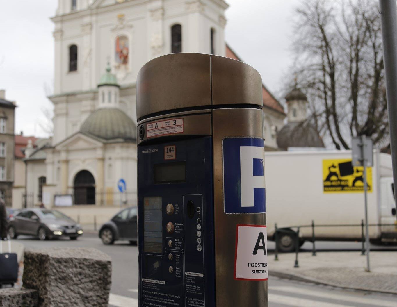 Zapłacił 180 złotych za dwa dni parkowania w Krakowie. Musi dopłacić 200 złotych