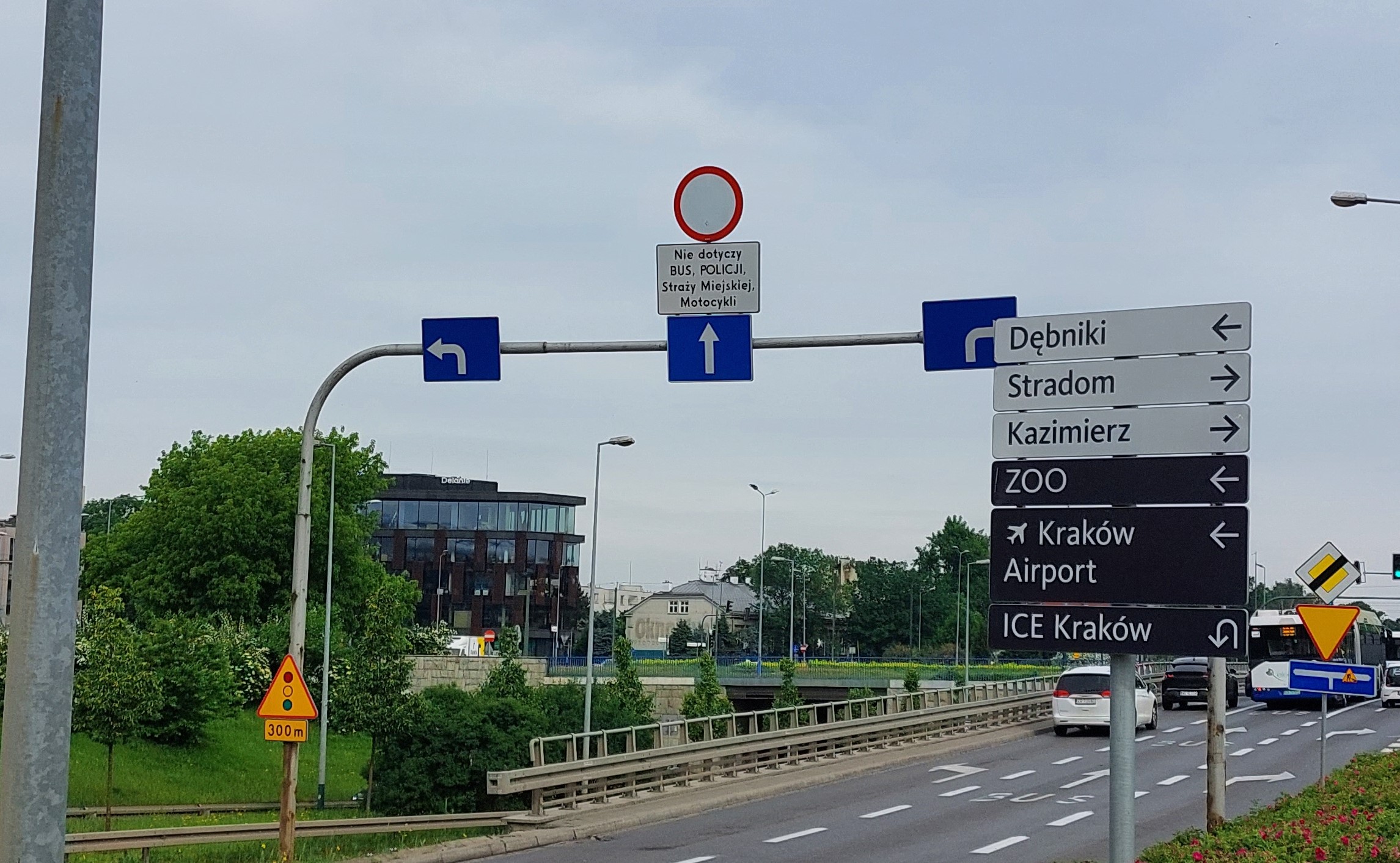 Bus pas na rondzie Grunwaldzkim nie dla taksówek