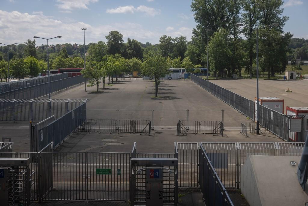 Trwa przetarg na parking przy stadionie Wisły. ZIS wyjaśnia zasady rozliczeń, ale pozostają pytania