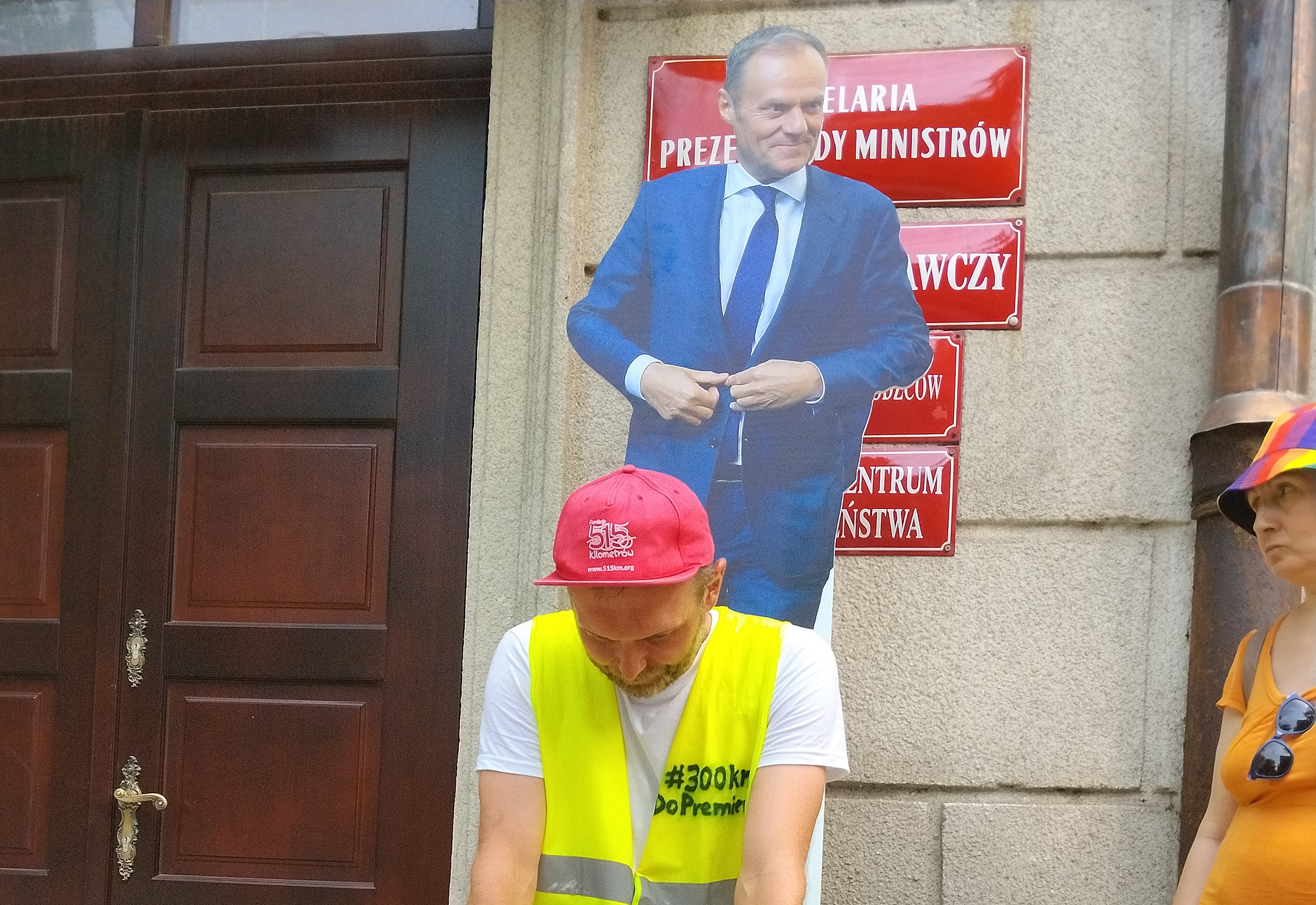 Przeszedł 300 kilometrów z Krakowa do Warszawy, aby spotkać się z premierem. Do spotkania nie doszło…