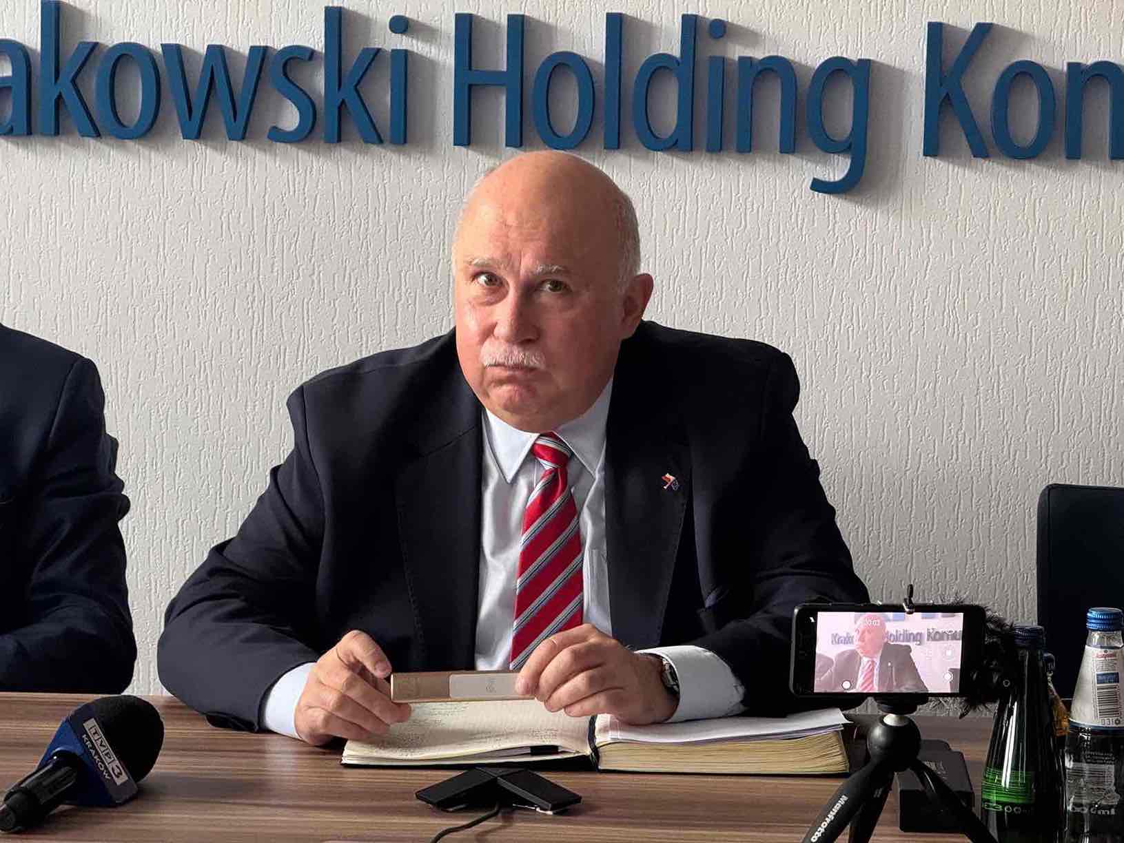 Kontrola KHK bez wglądu do dokumentów w siedzibie spółki? Odpowiedź Prezesa Holdingu ujawnia rozbieżności z raportem UMK